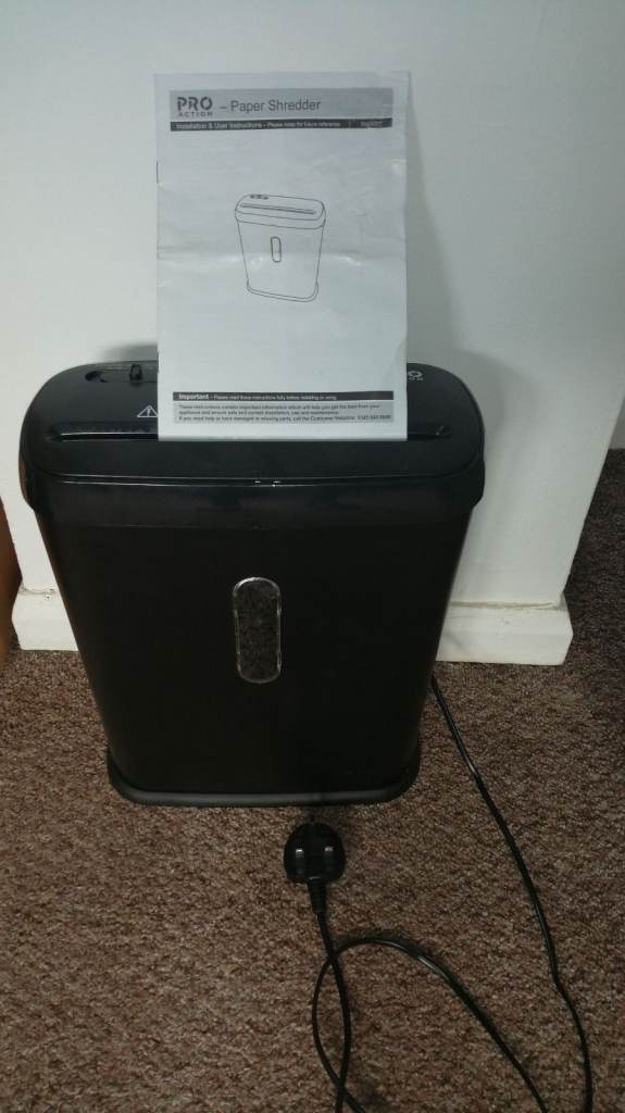 Pro Action 5 Sheet 10 Litre Strip Cut Shredder