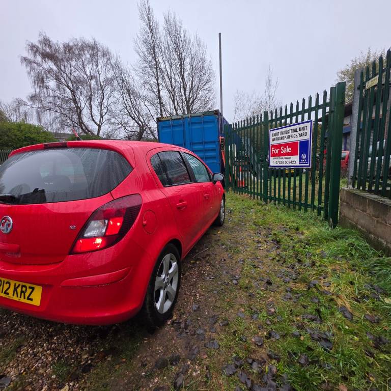 VAUXHALL CORSA D SXi EDITION FACELIFT 1.2 PETROL YEAR 2012 £35 ROAD TAX PER YEAR 12 MONTHS MOT