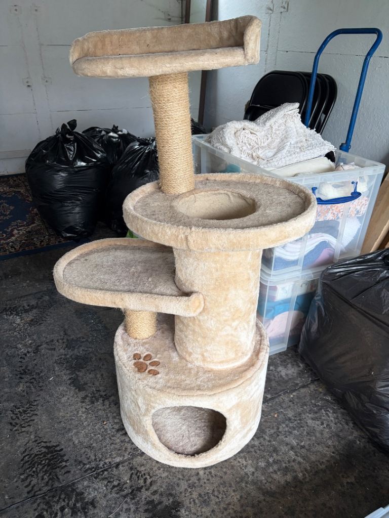 Cat Tree FREE