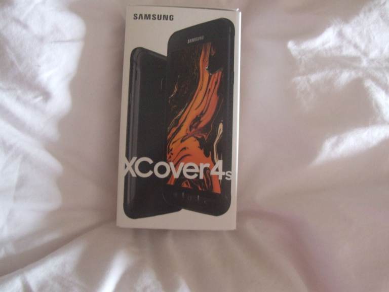 Samsung XCover 5 (rugged phone with replaceable battery)