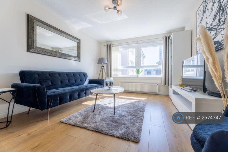 1 bedroom flat in St. Mungo Avenue, Glasgow, G4 (1 bed) (#2574347)