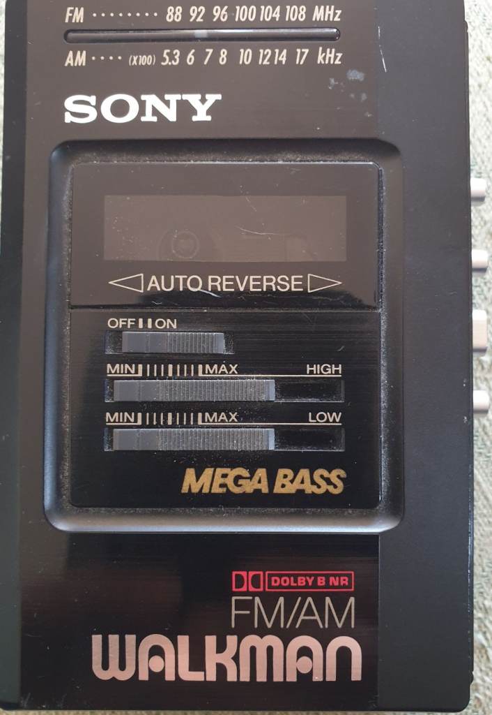 Sony walkman AF57 radio cassette Mega bass.Spares or repair 