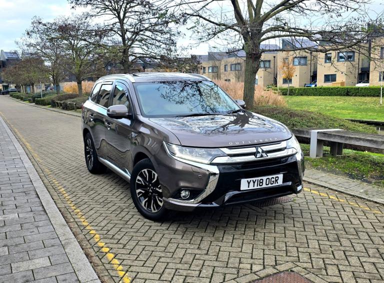 2018 Mitsubishi Outlander 2.0 PLUG-IN HYBRID 1YEAR MOT HPI CLEAR NEWLY SERVICED 3 MONTHS WARRANTY...
