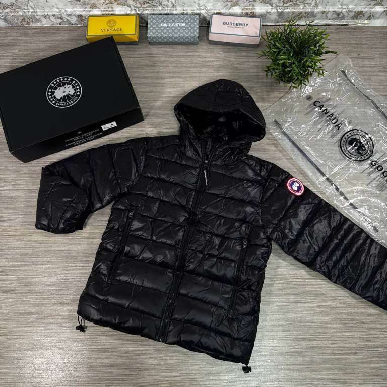 CANADA GOOSE Black Puffer Jacket – Brand New with Tags