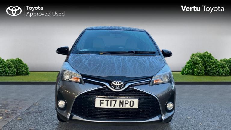 2017 Toyota Yaris 1.33 VVT-i Design 5dr Petrol Hatchback Hatchback Petrol Manual