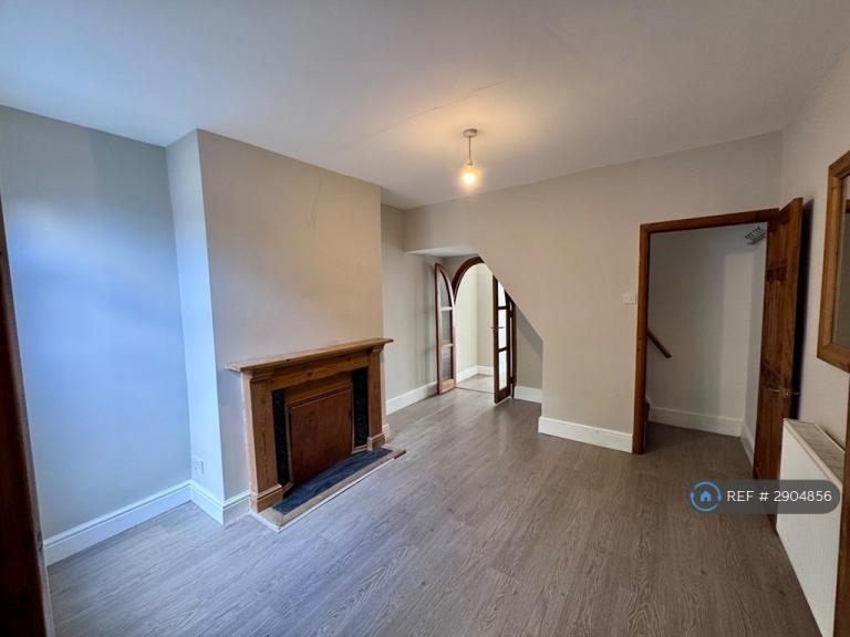3 bedroom house in Dalestorth Street, Sutton-In-Ashfield, NG17 (3 bed) (#2904856)