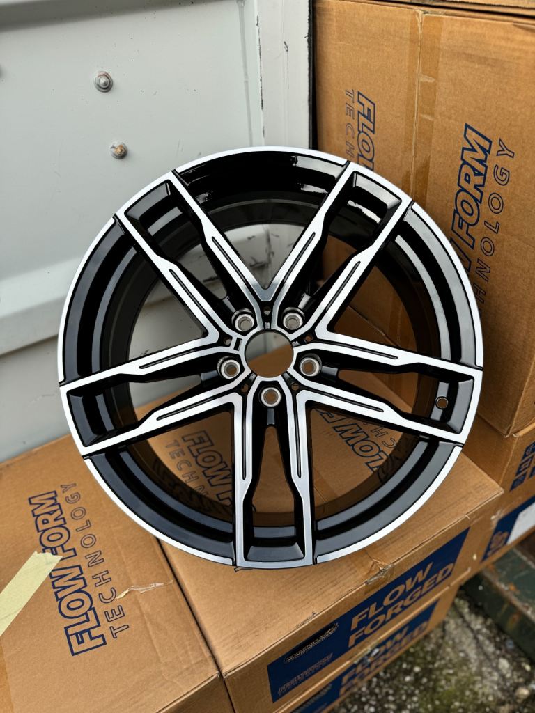 X4 20” 5X120 staggered BMW style alloy wheels