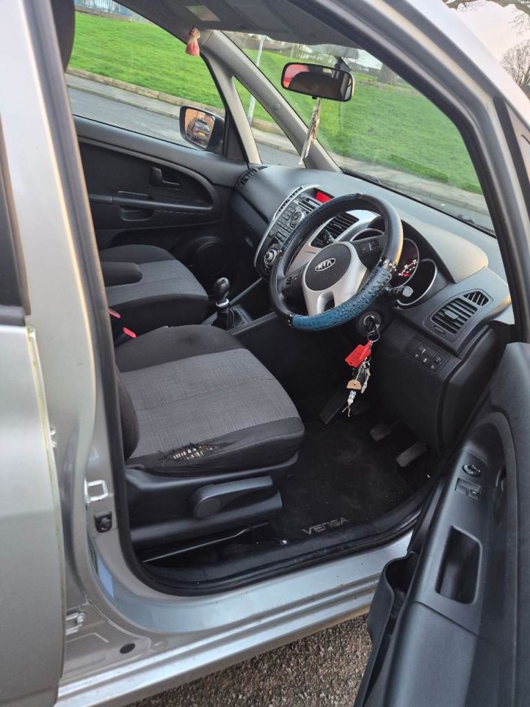 Kia, VENGA, Hatchback, 2012, Manual, 1396 (cc), 5 doors