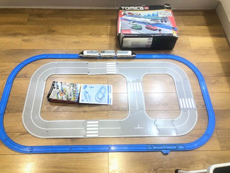 Tomy Tomica  85400 Bullet Train Set & Manual 85403