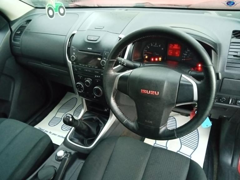 ISUZU D-MAX 2.5 TD Fury Red Manual Diesel 2016