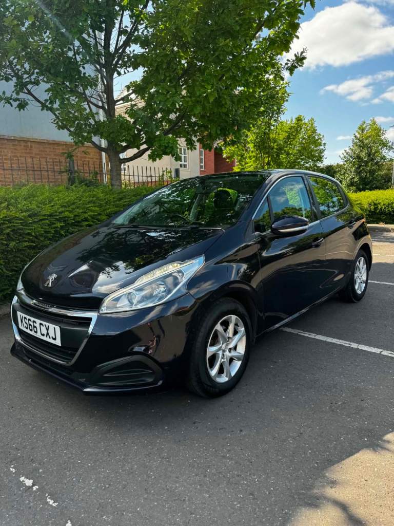 Peugeot, 208, Hatchback, 2016, Manual, 1560 (cc), 5 doors