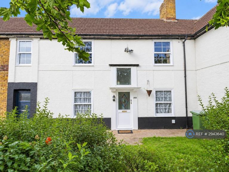 4 bedroom house in Martin Way, London, SW20 (4 bed) (#2943640)