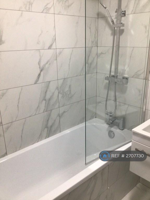 1 bedroom flat in Limefield Court, Salford, M7 (1 bed) (#2707730)