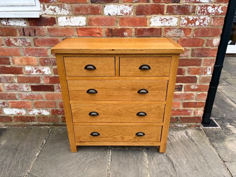 Oak Chest of Drawers - Good Condition 