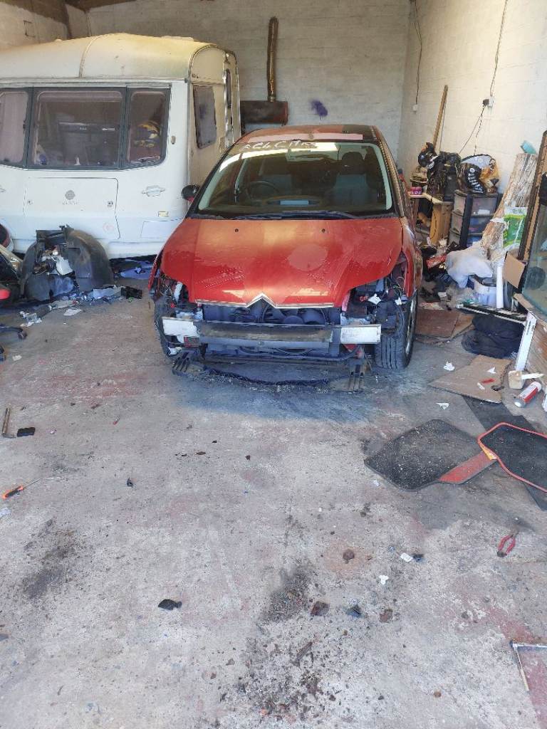 Citreon c4 front seats 