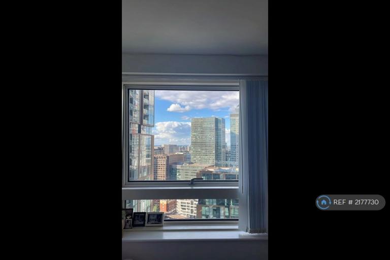 1 bedroom in Talisman Tower, London, E14 (#2177730)