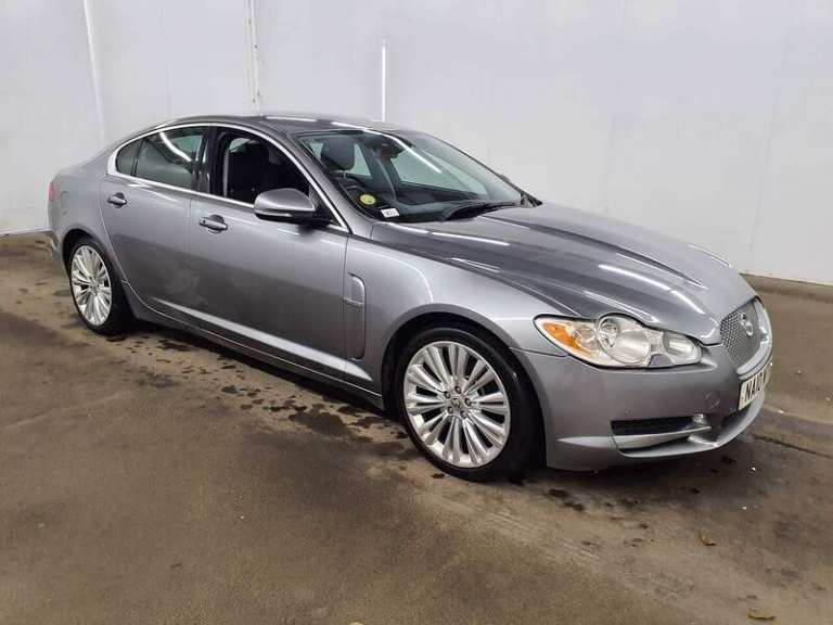 2010 Jaguar XF 3.0d V6 Premium Luxury 4dr Auto SALOON DIESEL Automatic