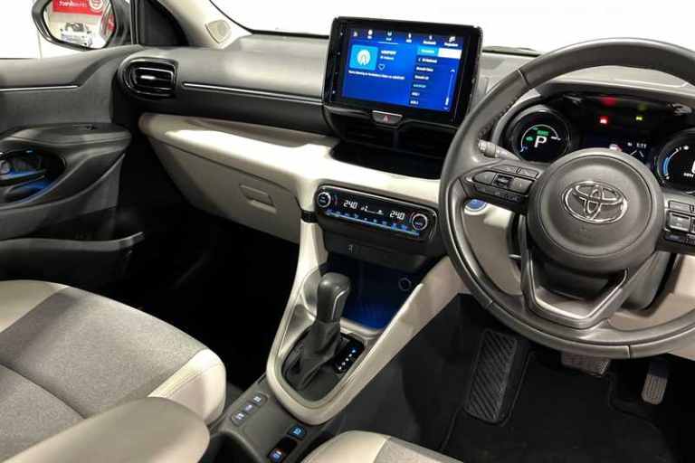 2023 Toyota Yaris 1.5 VVT-h Excel Hatchback 5dr Petrol Hybrid E-CVT Euro 6 (s/s) (116 ps) Hatchba...