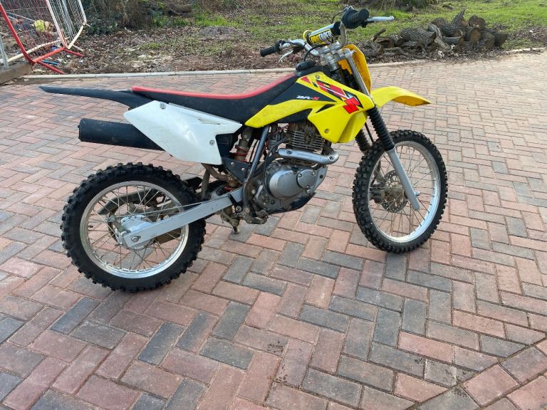 Suzuki DR-Z 125 motorcross bike