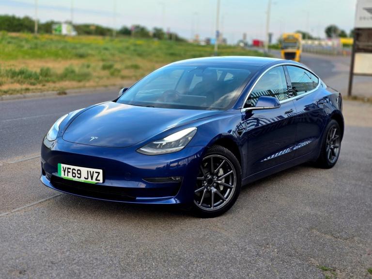 2019 Tesla Model 3 Long Range AWD 4dr Auto SALOON Electric Automatic