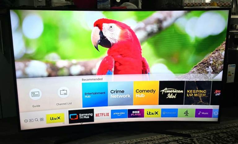 Samsung curved smart TV 65 inch 4k UHD  