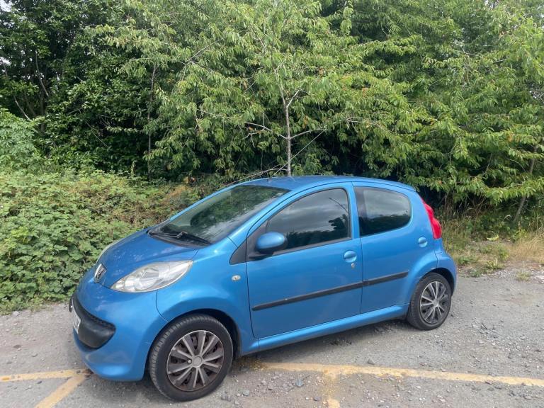 PEUGEOT 107 1.0 URBAN PETROL 58 REG 5 DOOR MOT OCTOBER 26TH 2026 TAX £20 LOW INSURANCE 