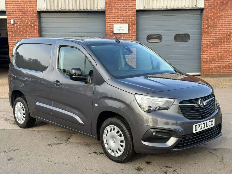 Vauxhall Combo Cargo 2300 1.5 Turbo D 100ps H1 Pro Van Diesel