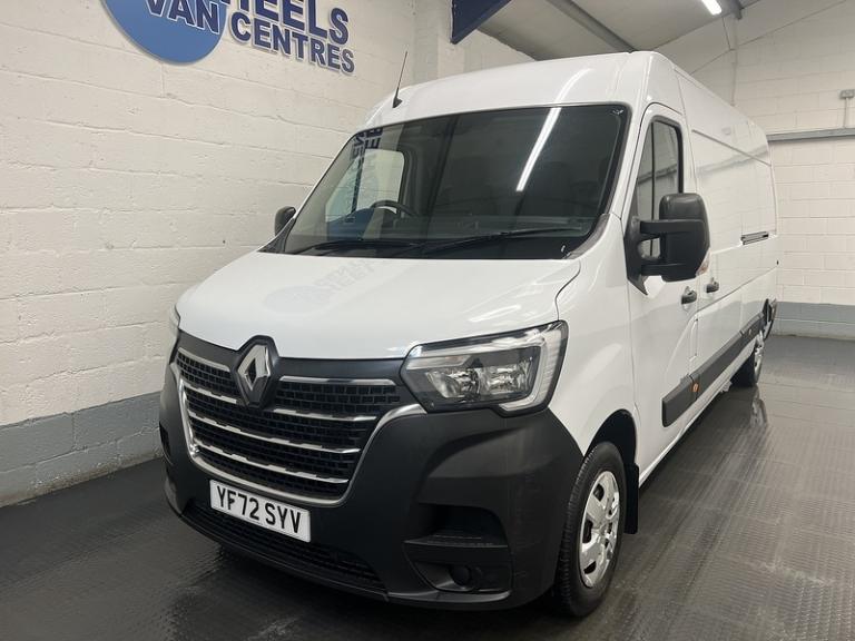 2023 Renault Master Master 2.3 dCi 35 Business+ FWD LWB Medium Roof Euro 6 4dr Panel Van Diesel M...