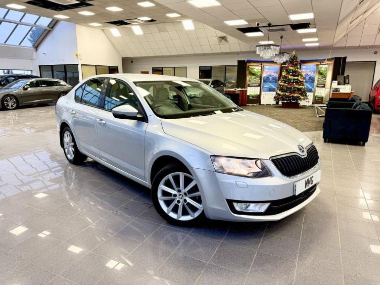 2014 Skoda Octavia 1.4 TSI Elegance 5dr DSG HATCHBACK PETROL Automatic