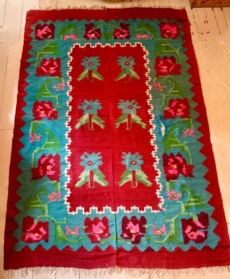 Gorgeous traditional macedonian rug