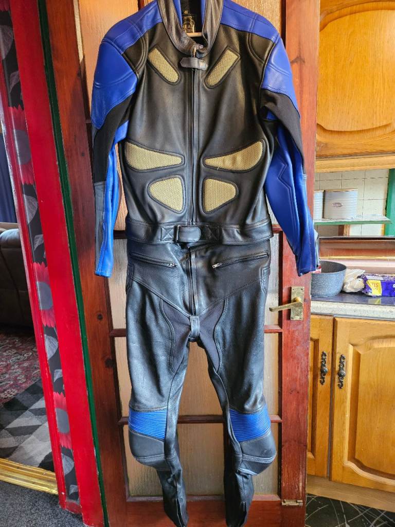 MOTORBIKE  LEATHERS 