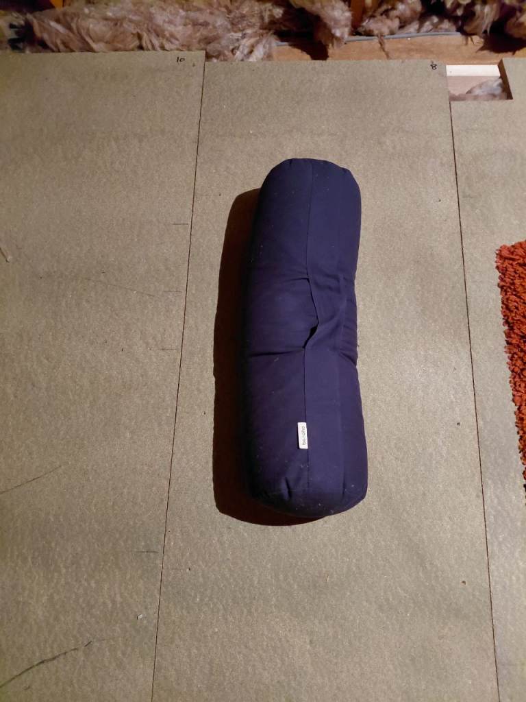 Yoga bolster