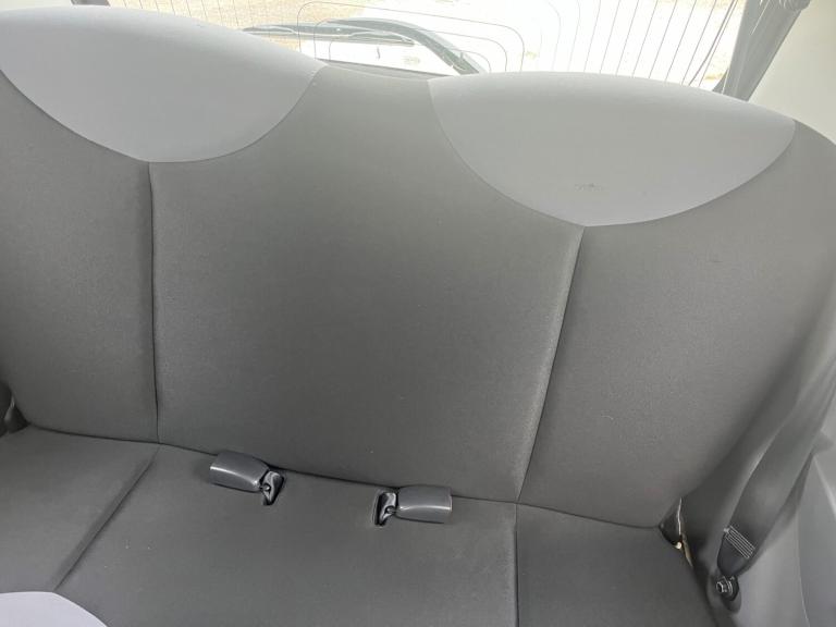 2011 Peugeot 107 Urban Lite*10m mot*£20 tax*70mpg*Low Insurance*ONLY 66k miles