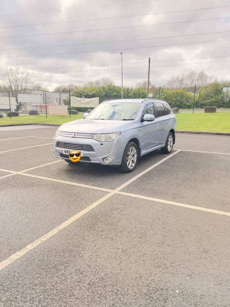 2014 mitsubishi outlander GX4h PHEV
