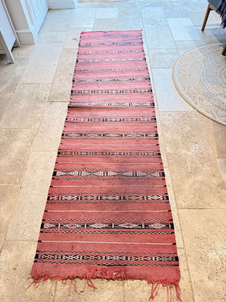 Free Moroccan wool rug 