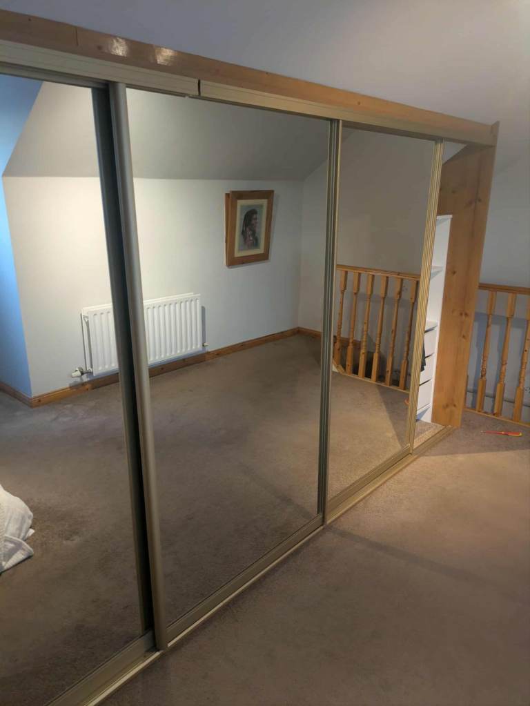 Sliding wardrobe doors x5