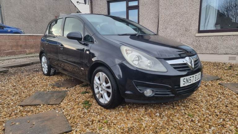 2007 corsa, 1.4 petrol, 1 years mot, 60k miles