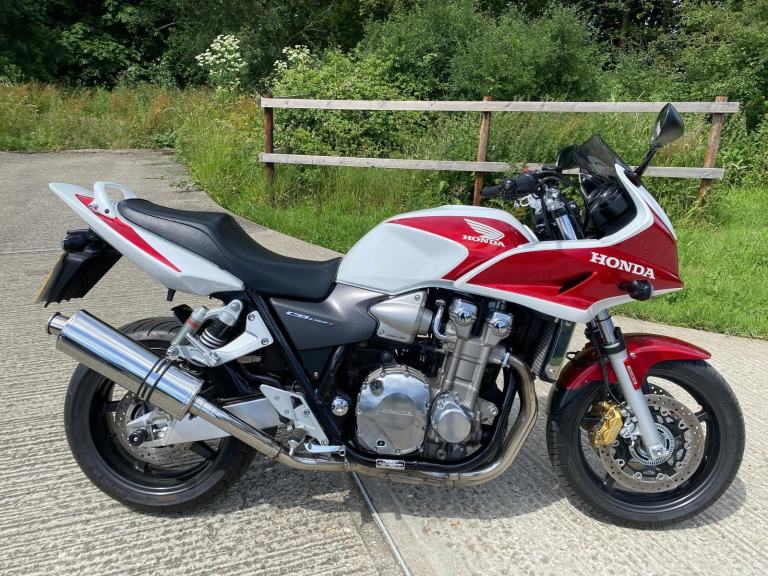 HONDA CB1300 SA-5, 2006, 29,683 MILES, SERVICE HISTORY, EXCEPTIONAL EXAMPLE