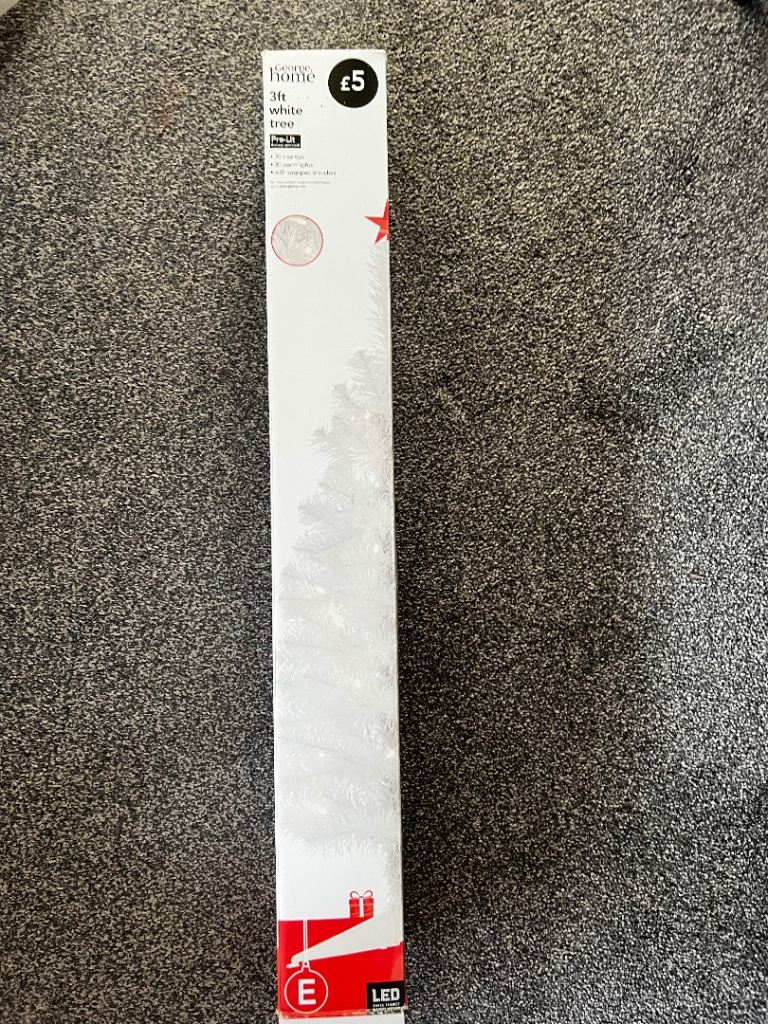 Free small Xmas tree