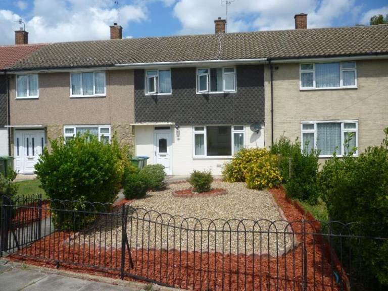One bedroom maisonette SE2
