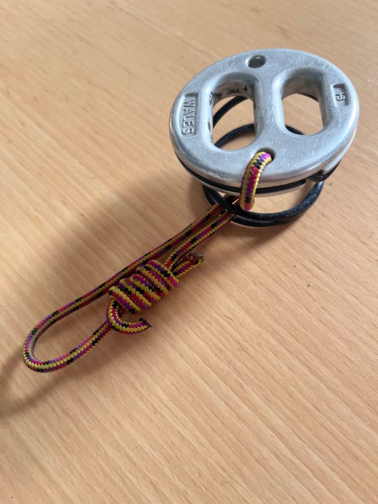 WALES Belay Device with Cord – Good Condition