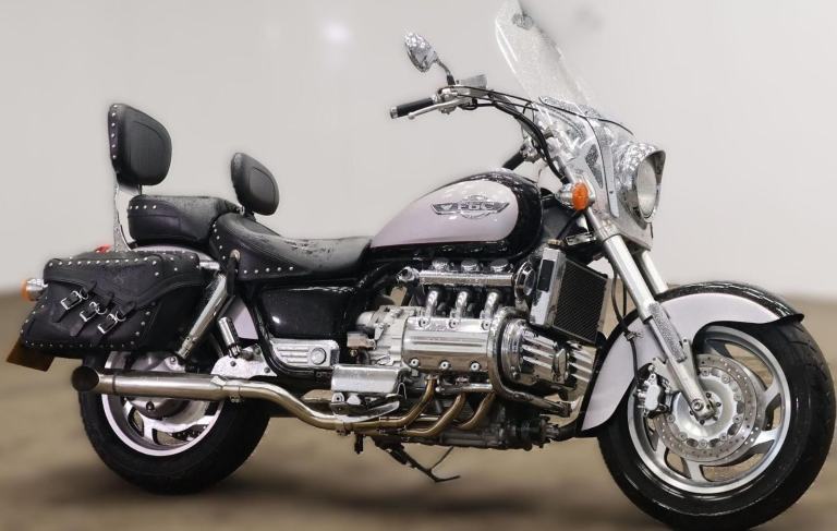 1999 HONDA F6C VALKYRIE 1500 GL1500C CLASSIC RETRO CRUISER RARE FLAT 6 17k MLS