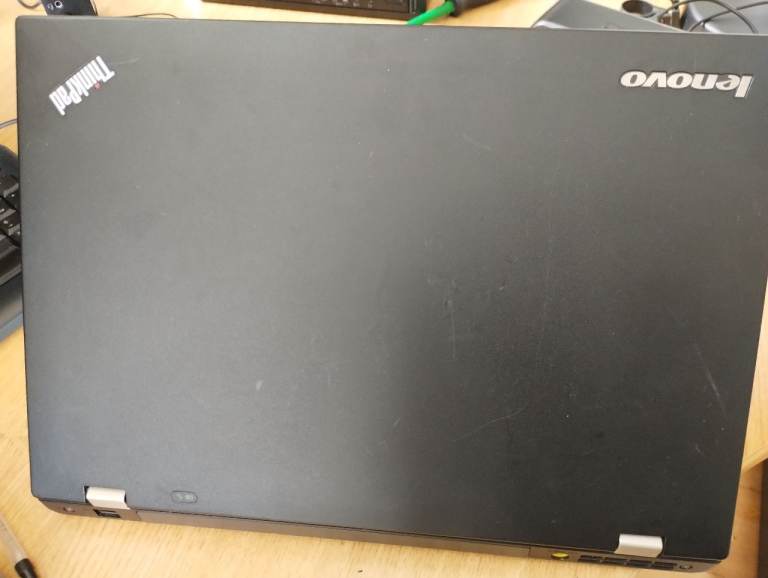 Lenovo. Windows 11, 16GB RAM, i5, 150GB SSD, FULL MICROSOFT OFFICE, Webcam, DVD Multi.