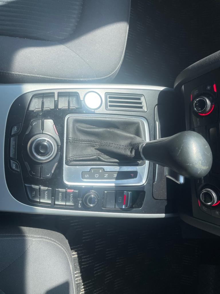 Audi A4 Estate, 1.8 Petrol Automatic, ULEZ, SE TFSI T (160)