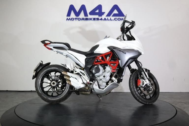 MV AGUSTA TURISMO VELOCE LUSSO 2015