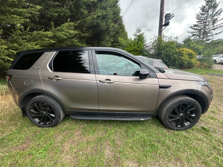 Land Rover,-( Automatick)-  DISCOVERY SPORT, Estate, 2015, Other, 1999 (cc), 5 doors