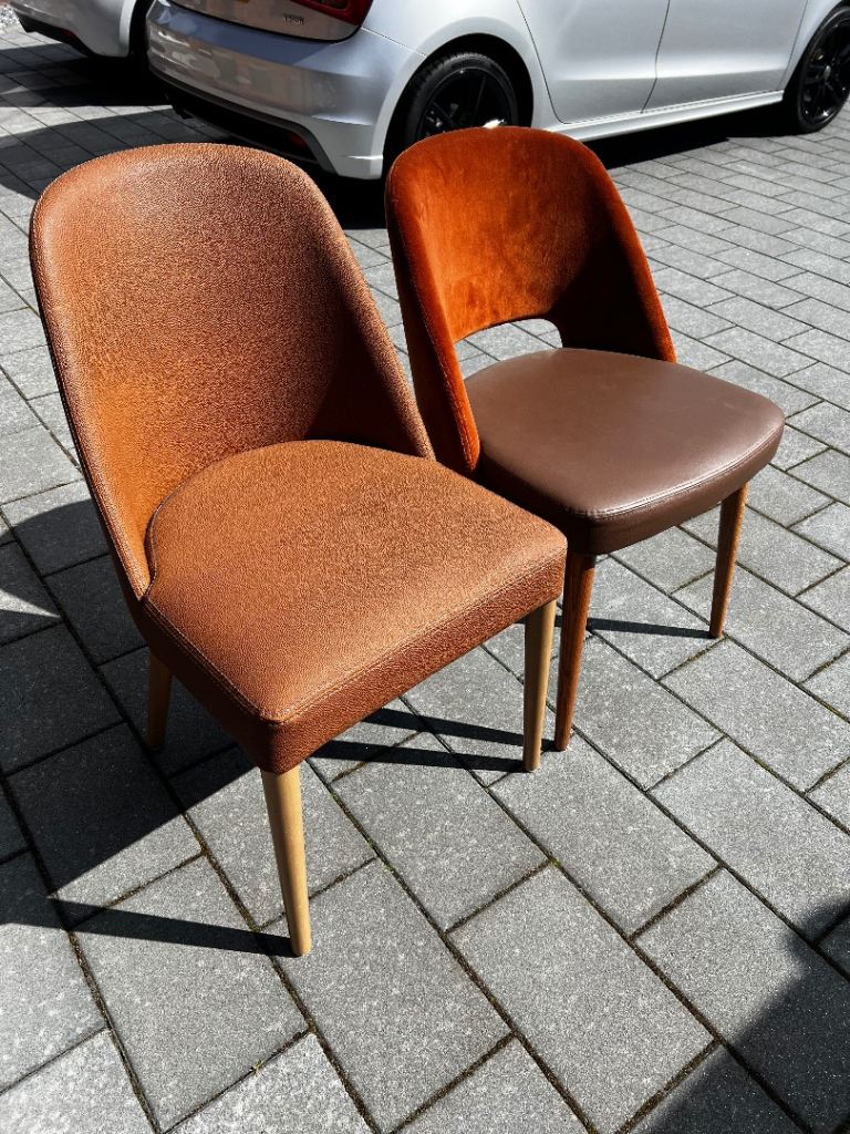 Free Diningroom chairs 
