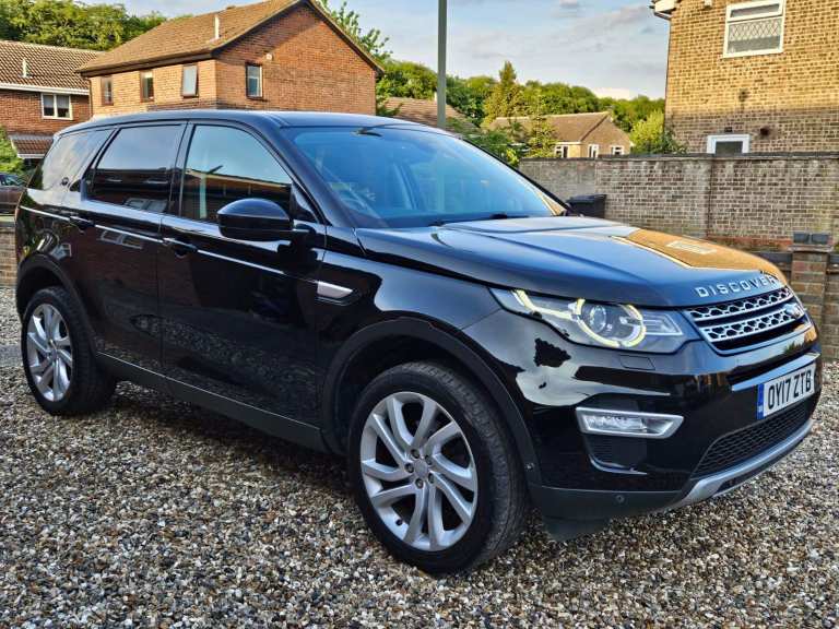 2017 Land Rover 2017 Land Rover Discovery Sport 2.0 TD4 180 HSE Luxury Auto AWD - Huge Spec -