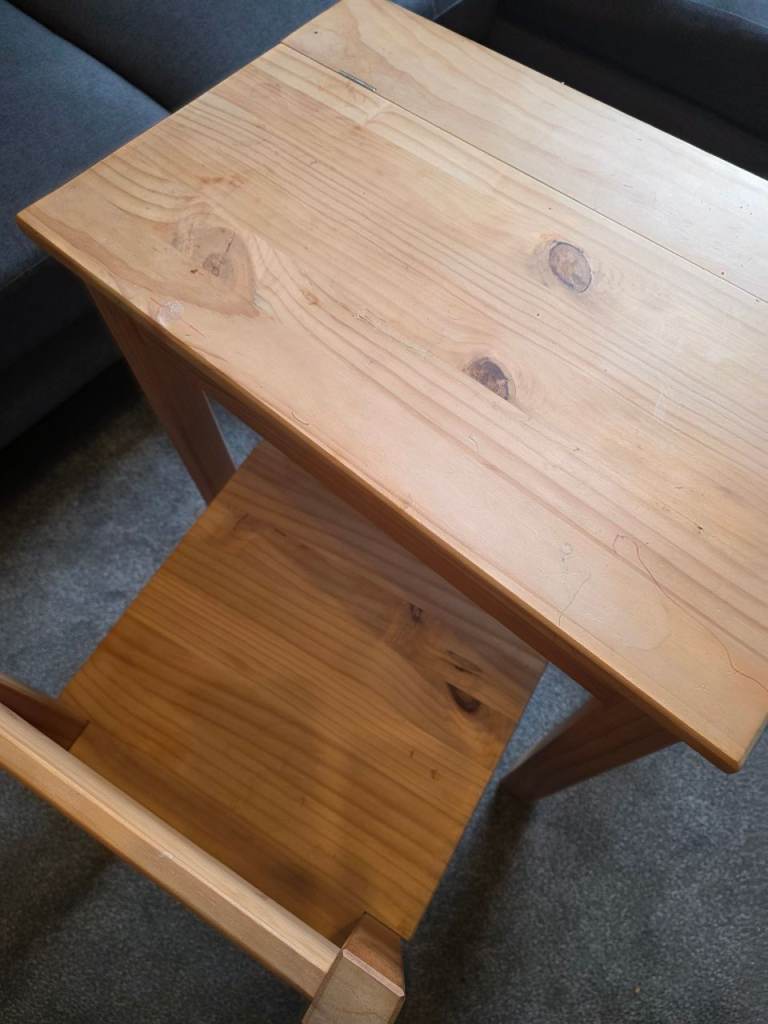 CHILDRENS  DESK AND CHAIR 