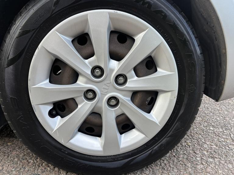 KIA RIO 1.3 1 Air 2016